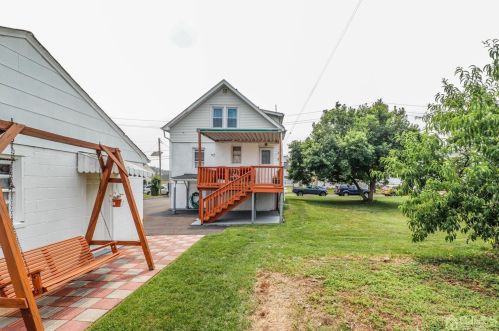 229 Delmore Ave, South Plainfield NJ  07080-3207 exterior