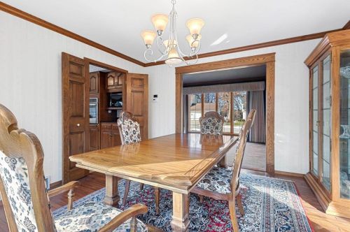 225 Traders Point Ln, Green Bay WI  54302-5236 exterior