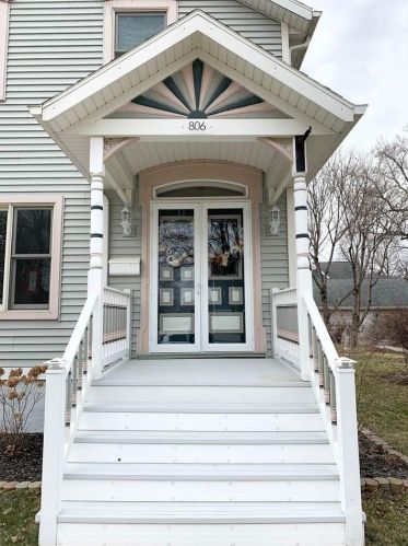 806 Crooks St, Green Bay, WI 54301-3914