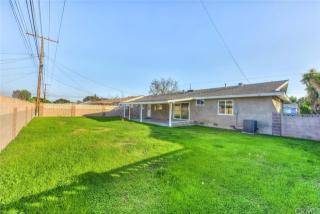 1943 Harriet Ln, Anaheim, CA 92804-6004