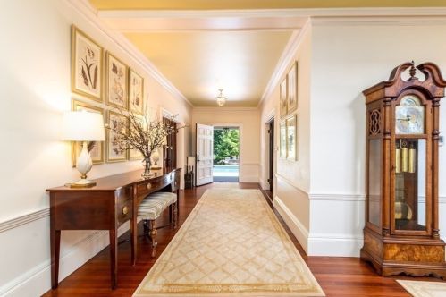 15 Mansion Dr, Topsfield MA 01983-1109 exterior