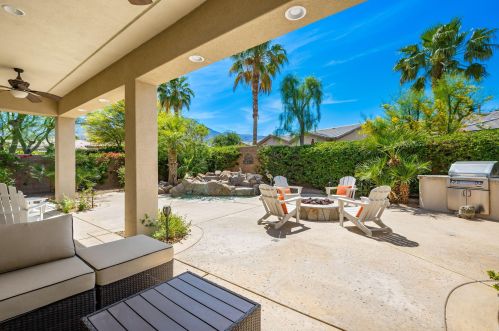81450 Moonstone Ct, La Quinta CA  92253-8244 exterior