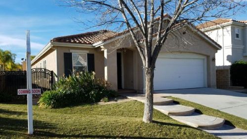 28220 Somerset Ct, Santa Clarita, CA 91384-3813