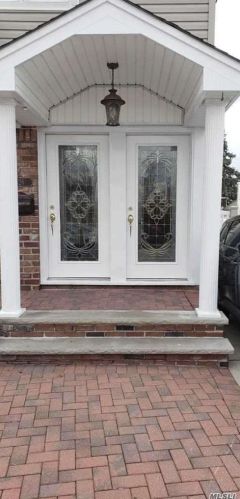 158-26 103rd St, Jamaica, NY 11414-1720