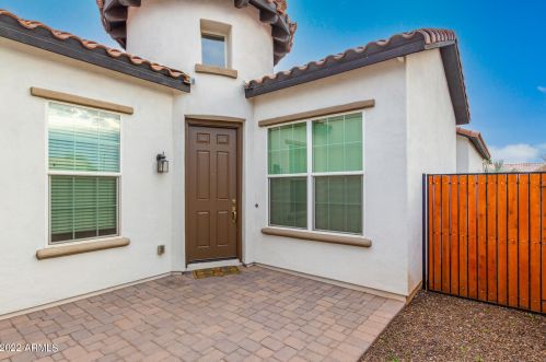 1423 Cullumber St, Gilbert AZ 85234 exterior