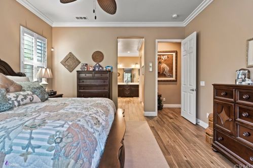 6019 Dubois Pl, Bakersfield CA  93306-7590 exterior