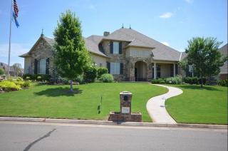 2514 Red Oak Dr, Choctaw, OK 73020-6249