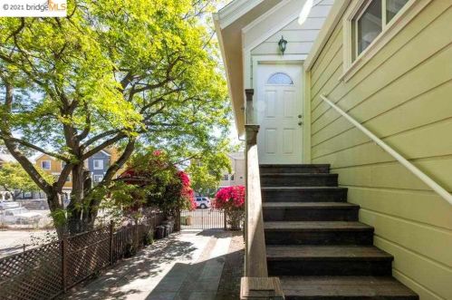 1790 Goss St, Oakland CA 94607-1165 exterior