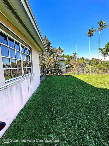 5231 104th Ave, Miami FL  33165-7025 exterior