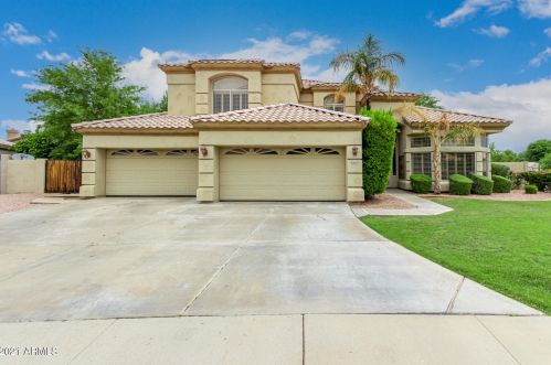 6402 Victoria Ln, Chandler, AZ 85226-1136