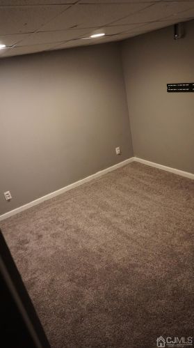 377 William St, Piscataway NJ 08854-6057 exterior