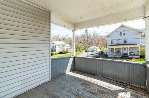 15 Wall St, Middletown CT 06457-4705 exterior