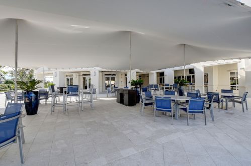 8696 Valhalla Dr, Delray Beach FL  33446-9568 exterior