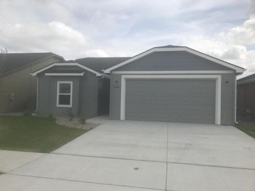 3401 34th St, Williston ND  58801 exterior