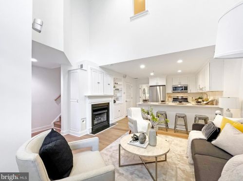 1406 Corcoran St, Washington, DC 20009-7813