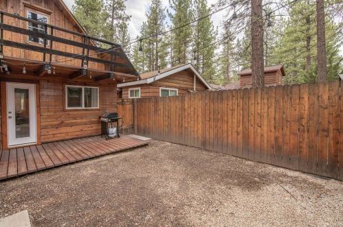 818 Rainbow Blvd, Big Bear City CA  92314-9654 exterior