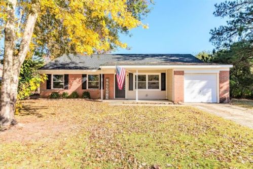 505 Olive Ct, Jacksonville NC  28540-6925 exterior