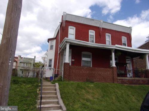 6122 Ditman St, Philadelphia, PA 19135-3637