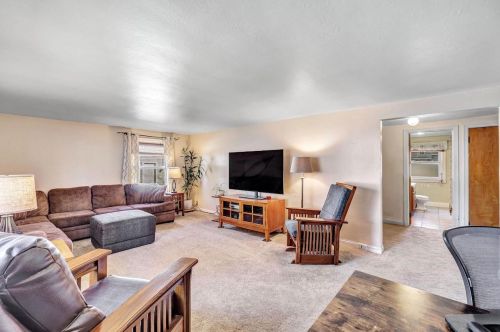 604 Columbia Ave, Green Bay, WI 54303-3929