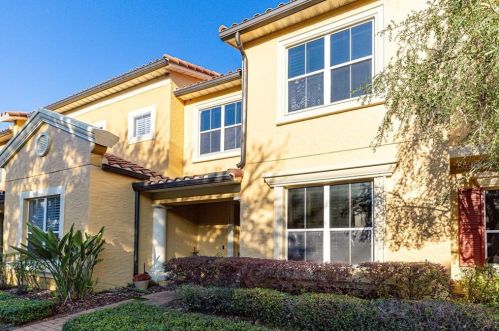 1147 Charming St, Maitland, FL 32751-4264