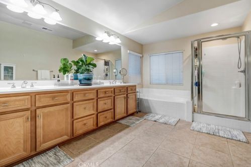 30738 Eastgate Pkwy, Temecula CA  92591-7230 exterior