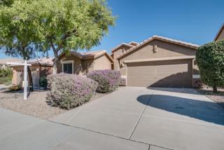 8027 27th Way, Phoenix, AZ 85042-7063