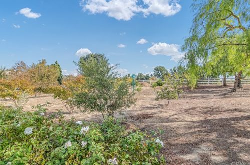 29172 Vallejo Ave, Temecula CA  92592-2302 exterior