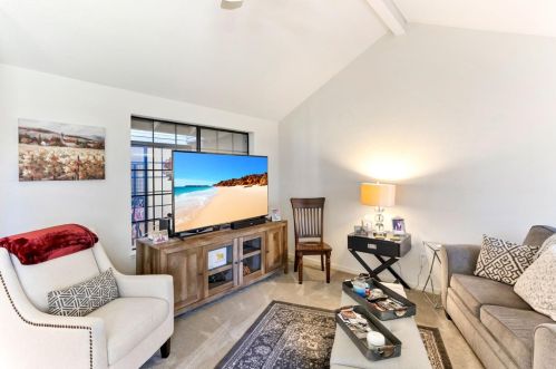 954 Cross St, Woodland CA  95695-4128 exterior