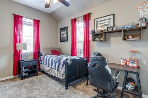 3133 Myrtice Dr, Lewisville TX  75022-0968 exterior