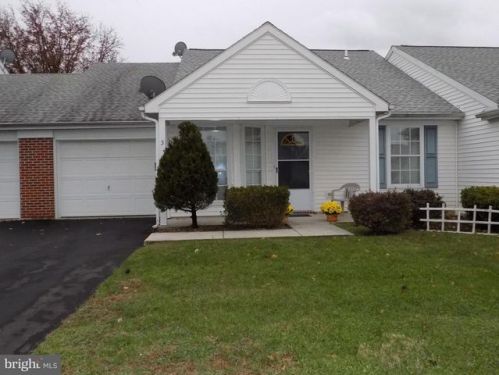 5 Pheasant St, Navy Sup Dpt, PA 17050-3145