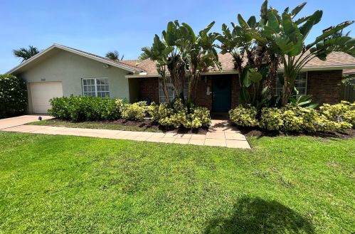 2560 14th St, Boynton Beach, FL 33426-8035