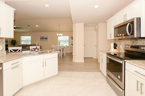 2 Tosca, Fort Pierce FL 34951-2819 exterior