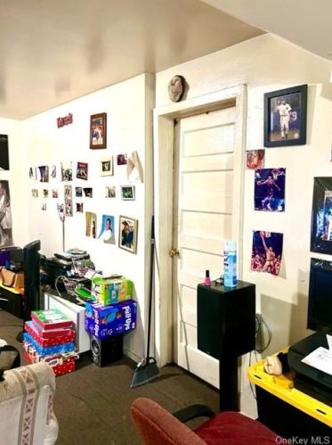 18 Monroe St, Mount Vernon NY  10550-3663 exterior