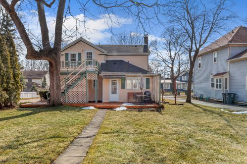 1329 Dodge St, Lake Geneva WI  53147-1309 exterior