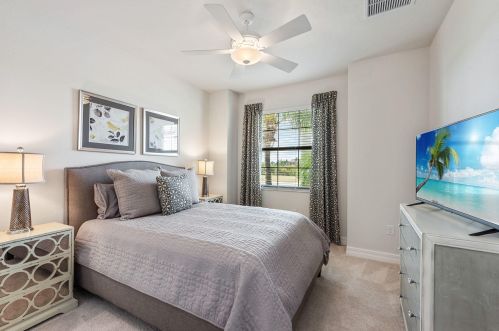 2878 Aviamar Cir, Naples FL  34114 exterior