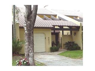 9837 Costa Del Sol Blvd, Miami, FL 33178-2356