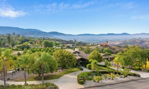 41777 Parado Del Sol Dr, Temecula CA  92592-8998 exterior