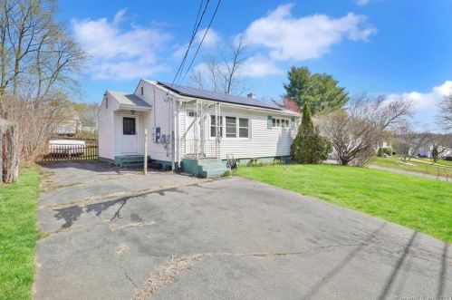 69 Cianci Rd, New Britain, CT 06053-1436
