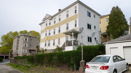 9 Caroline St, Worcester MA 01604-3854 exterior