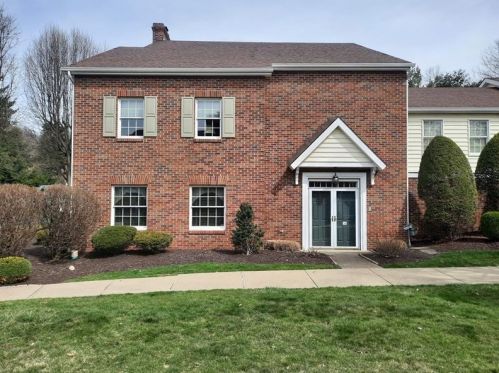 200 Bayberry Ct, Canonsburg, PA 15317-3363
