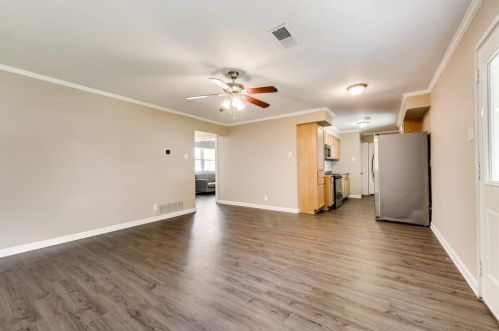 7521 College Cir, Fort Worth TX  76180-6233 exterior