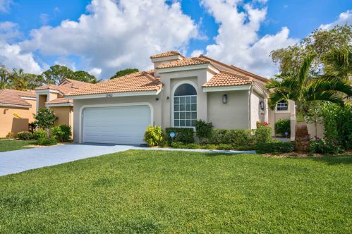 12950 Touchstone Pl, West Palm Beach, FL 33418-6985
