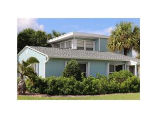 936 Causeway Blvd, Vero Beach FL  32963-2226 exterior