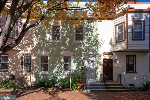 133 Bates St, Washington, DC 20001-1113