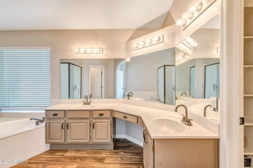 4626 Everett Dr, Phoenix AZ  85032-4893 exterior