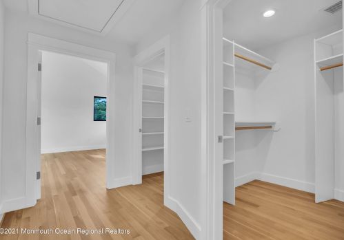 49 Cherokee Ln, Bricktown NJ  08724-4405 exterior