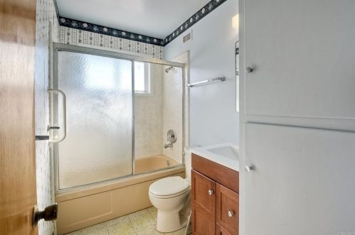 4542 Mt Frissell Dr, San Diego CA 92117-4811 exterior