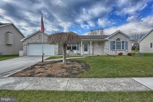 109 Sgrignoli Ln, West Enola, PA 17025-2951