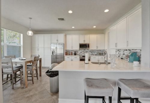 8115 Brigamar Isles Ave, Boynton Beach FL  33473-5015 exterior