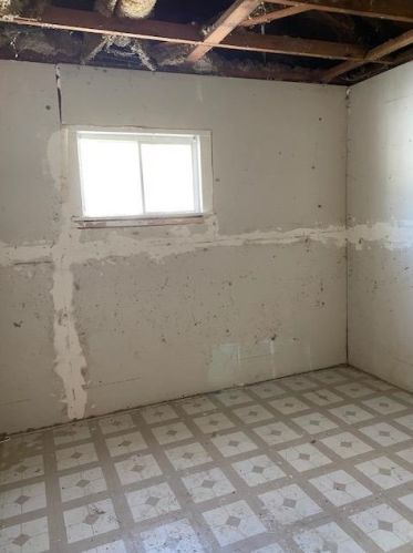 1051 Hanley St, Gary IN  46406-2013 exterior